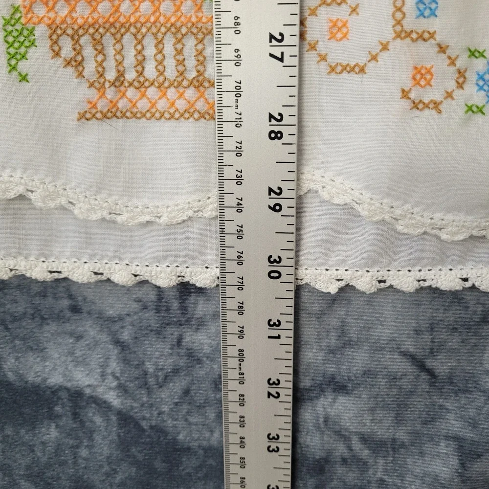 Vintage White‎ Embroidered Pillowcase Floral Scalloped Edging